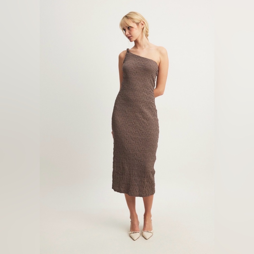 NA-KD Twist Structured Midi Dress (Brand New & Never Worn)